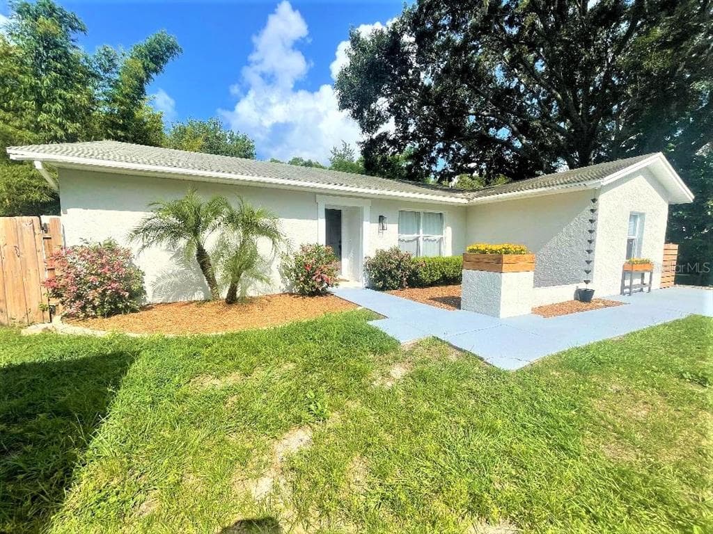 1314 EASTWOOD DRIVE