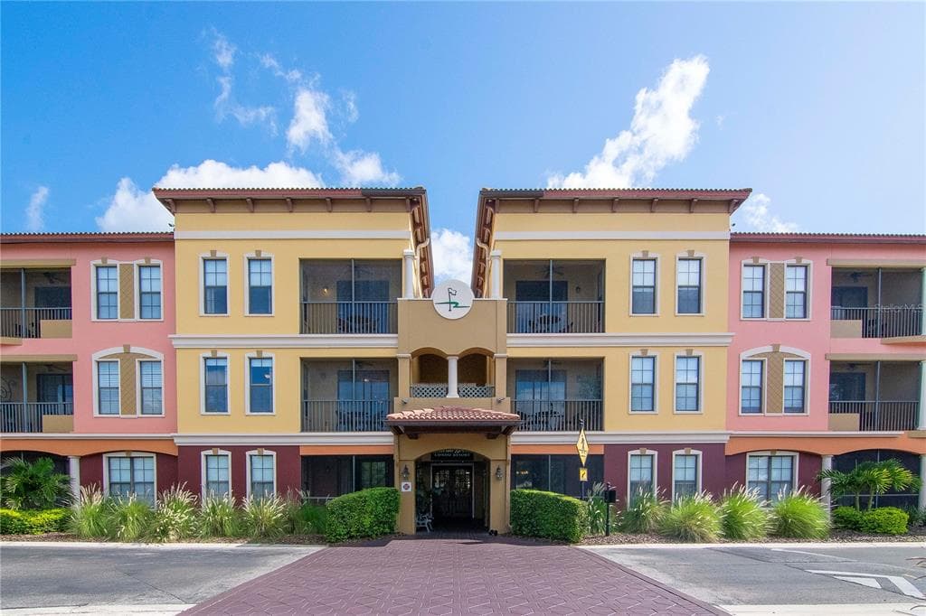 13941 CLUBHOUSE DRIVE UNIT 208 TAMPA, FL 33618