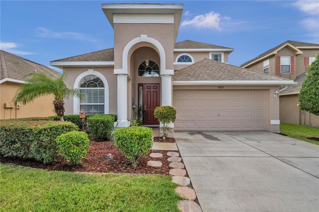 30816 PUMPKIN RIDGE DRIVE WESLEY CHAPEL, FL 33543