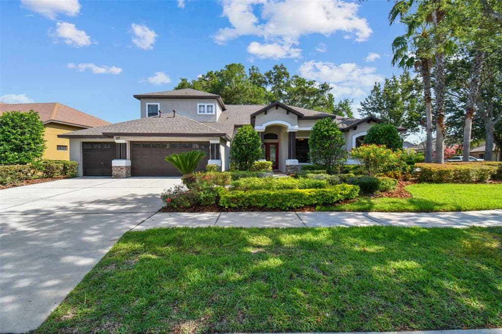 107 FALLING WATER DRIVE BRANDON, FL 33511