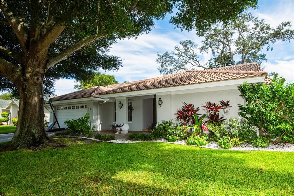 24 RIDGECROFT LANE SAFETY HARBOR, FL 34695