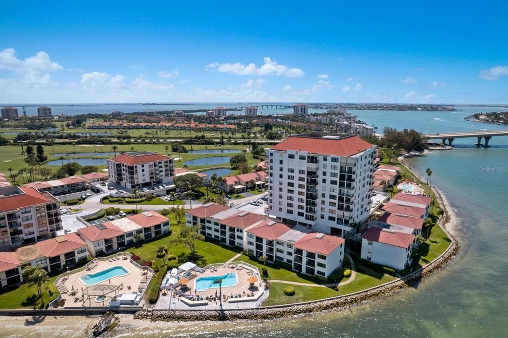 6265 SUN BLVD. UNIT 602 ST PETERSBURG, FL 33715