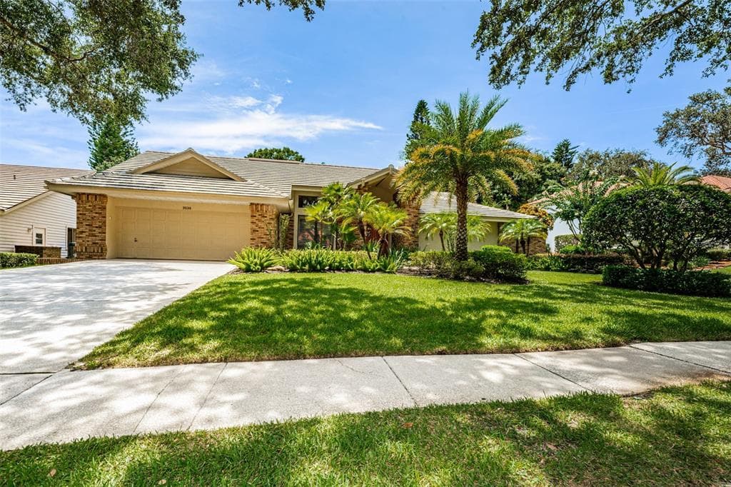 3538 SHORELINE CIRCLE PALM HARBOR, FL 34684