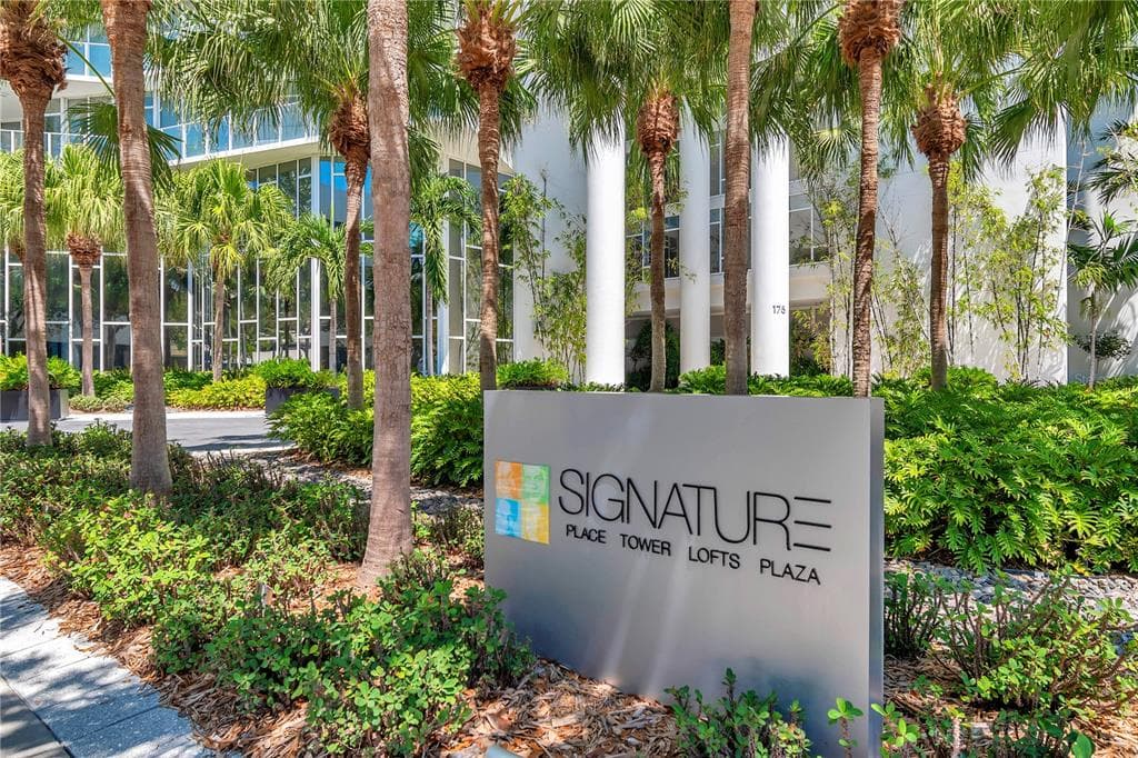 175 1ST STREET S UNIT 305 ST PETERSBURG, FL 33701