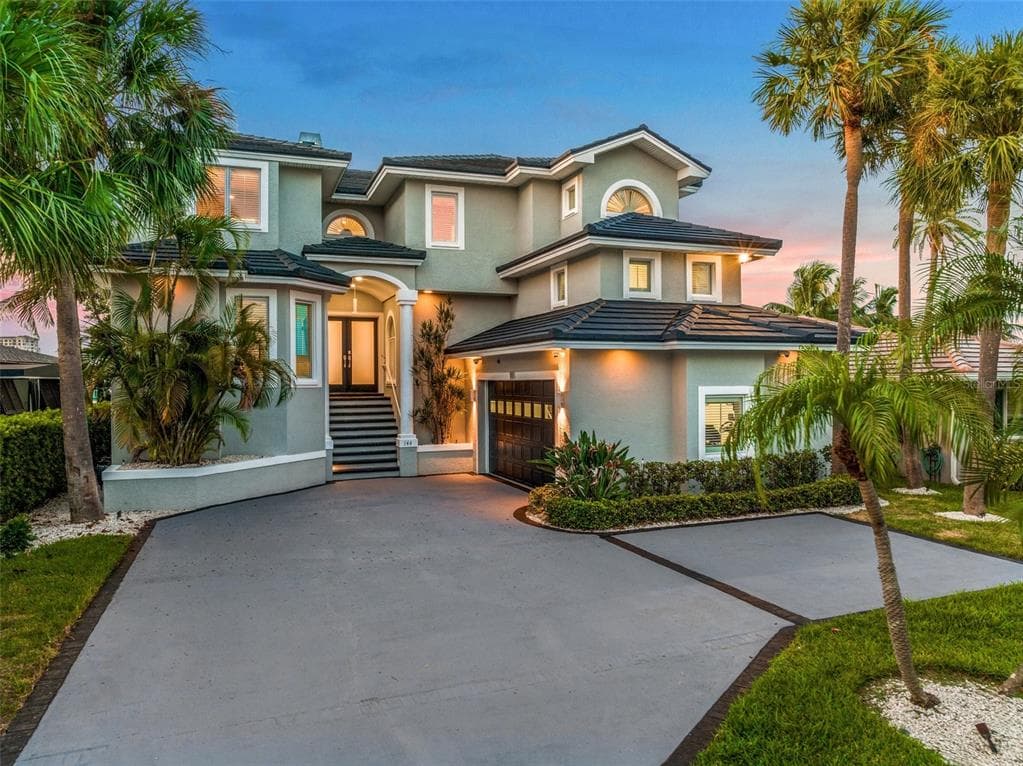 144 DEVON DRIVE CLEARWATER, FL 33767