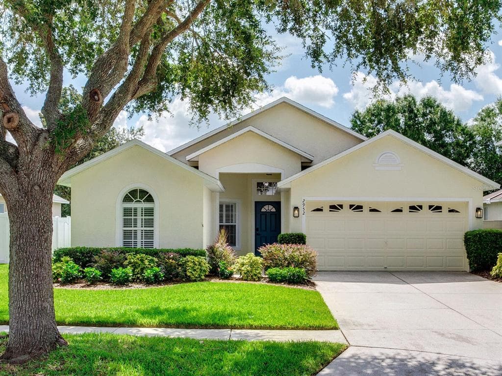2952 HICKORY GROVE DRIVE