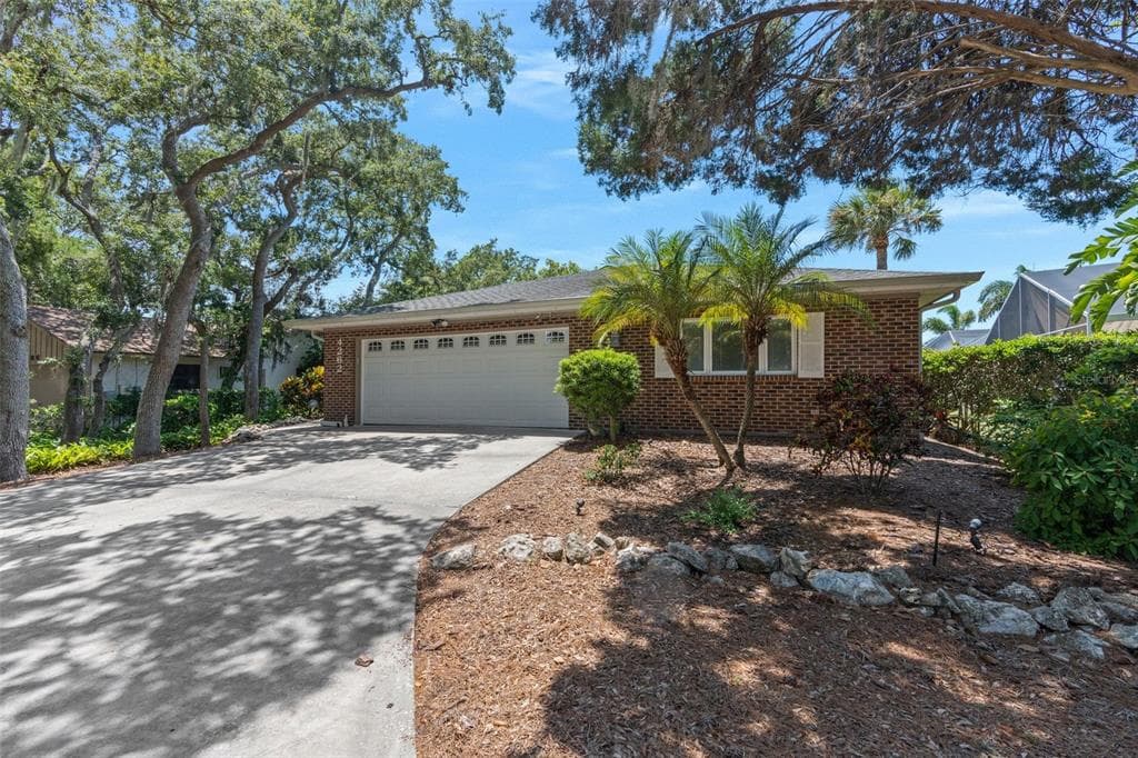 4262 MARINE PARKWAY NEW PORT RICHEY, FL 34652