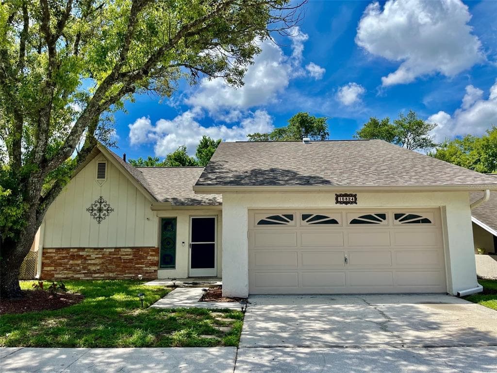 10824 LIVINGSTON DRIVE NEW PORT RICHEY, FL 34654