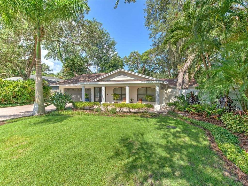 207 S COOLIDGE AVENUE TAMPA, FL 33609