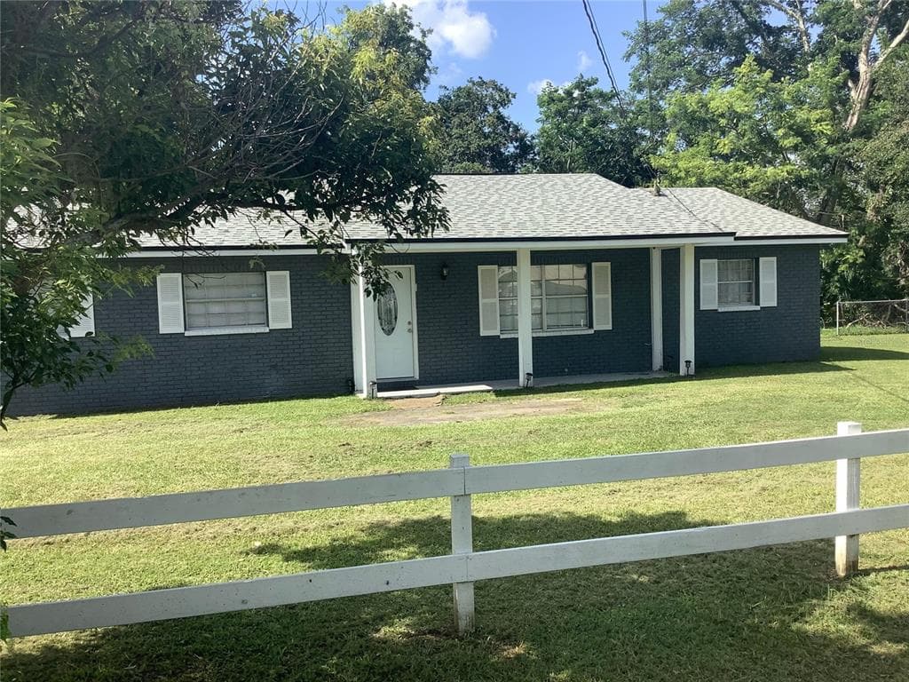 2944 FLETCHER AVENUE LAKELAND, FL 33803