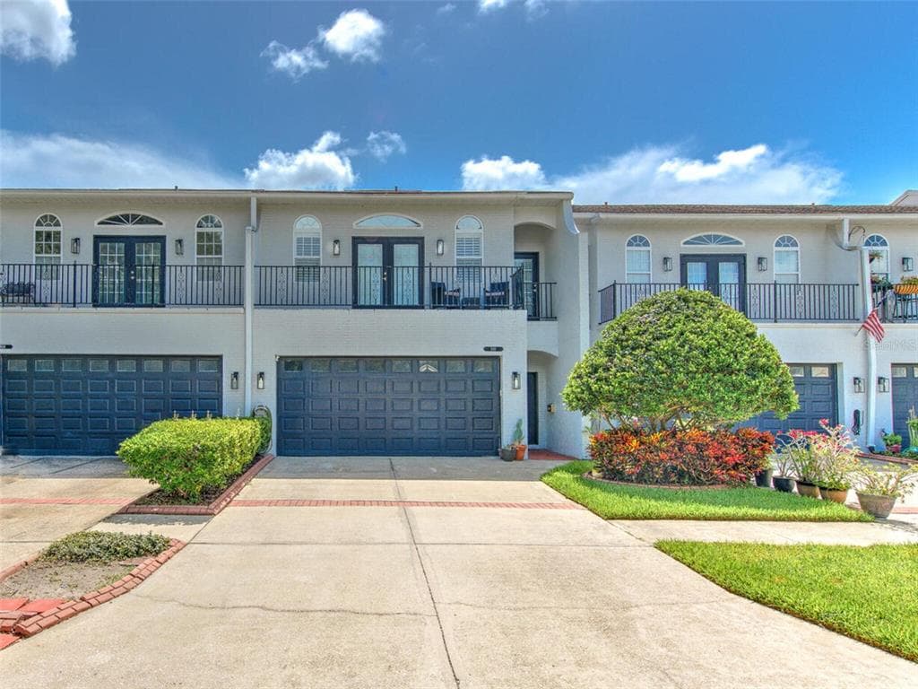 1110 S MOODY AVENUE UNIT 3 TAMPA, FL 33629