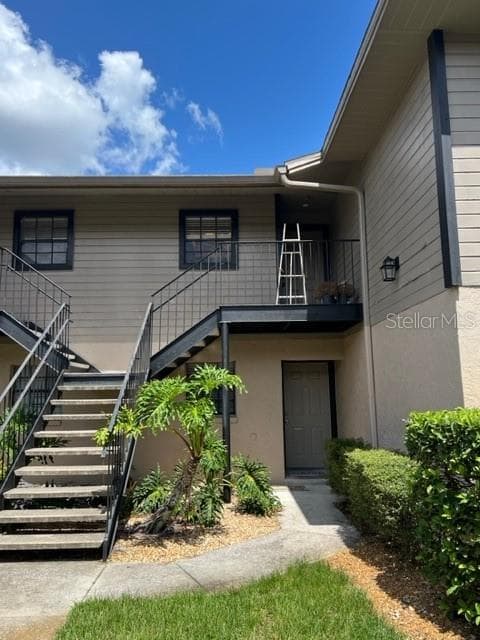 4112 ASHFORD GREEN PLACE UNIT I202 TAMPA, FL 33613