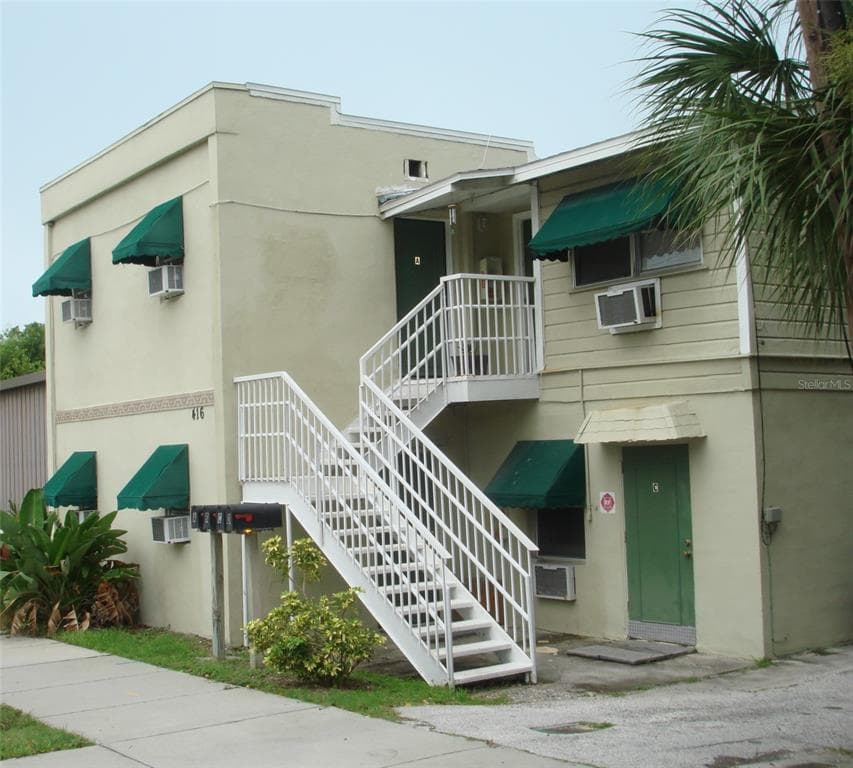 416 SKINNER BOULEVARD UNIT D DUNEDIN, FL 34698
