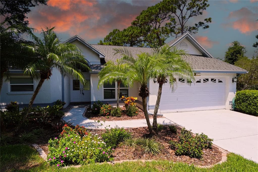 4772 KLOSTERMAN OAKS BOULEVARD PALM HARBOR, FL 34683