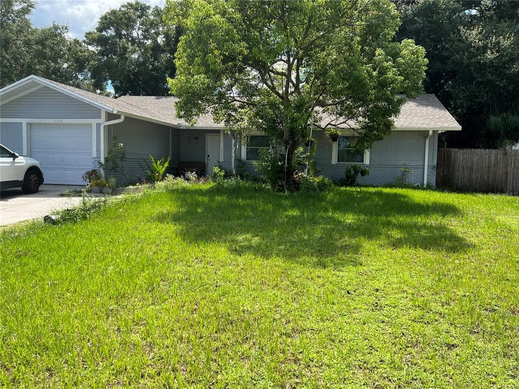 8406 RENALD BOULEVARD TEMPLE TERRACE, FL 33637