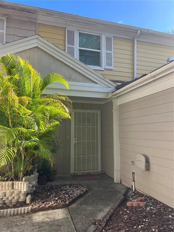 6155 OAK CLUSTER CIRCLE TAMPA, FL 33634