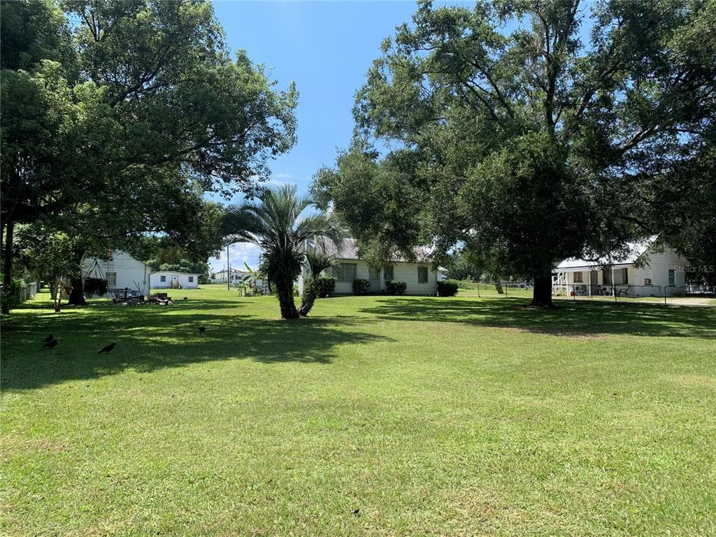 6831 WIRE ROAD ZEPHYRHILLS, FL 33542
