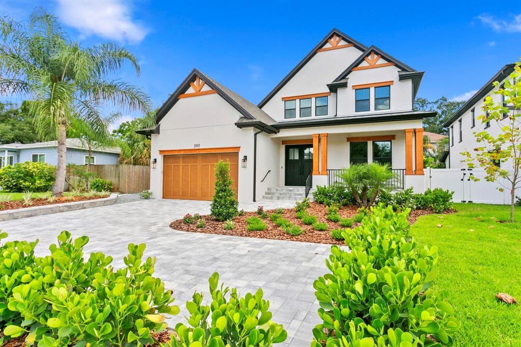 3911 W AZEELE STREET TAMPA, FL 33609