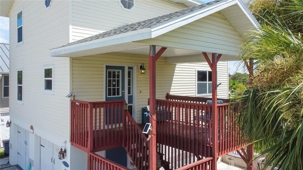 17727 1ST STREET E REDINGTON SHORES, FL 33708