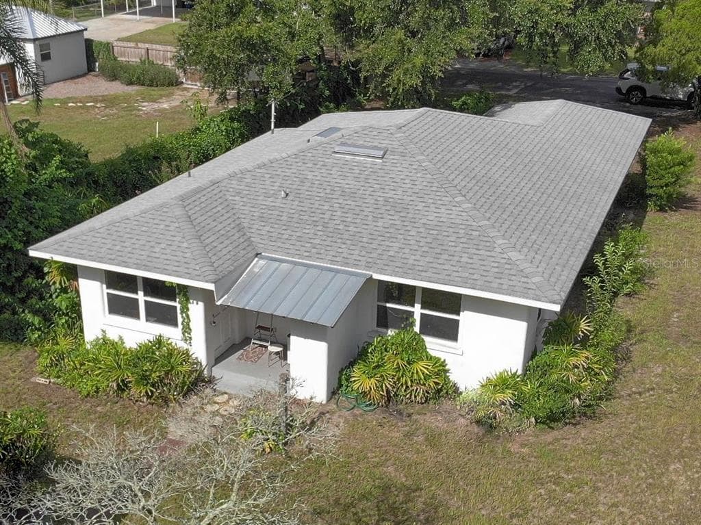 11711 N OLA AVENUE TAMPA, FL 33612