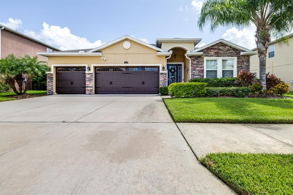 5454 SUNCATCHER DRIVE