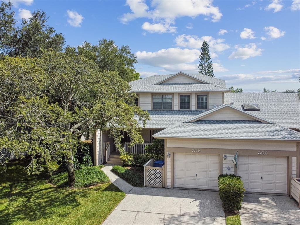 872 AMELIA COURT NE UNIT 872 ST PETERSBURG, FL 33702