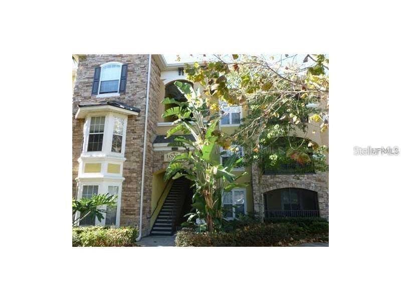 10021 COURTNEY PALMS BOULEVARD UNIT 301 TAMPA, FL 33619