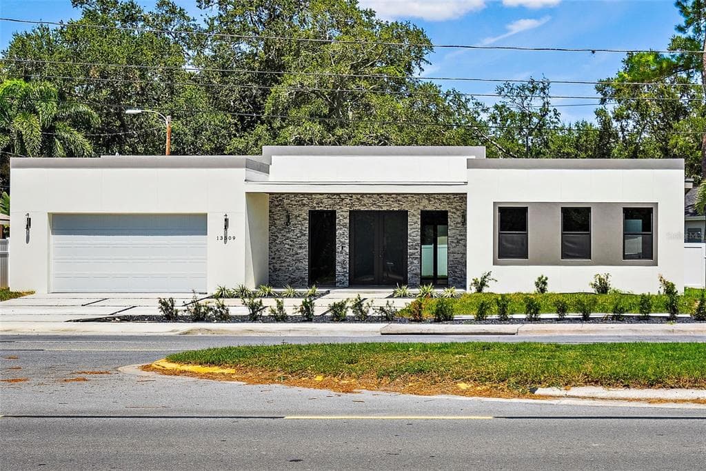13509 PARK BOULEVARD SEMINOLE, FL 33776