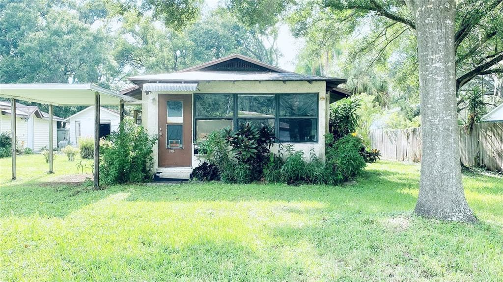 5916 N HIGHLAND AVENUE TAMPA, FL 33604