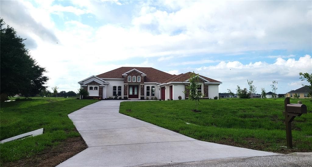 5313 LAKE SIENA DRIVE