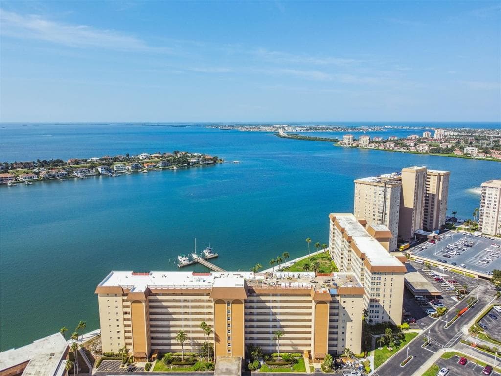 5108 BRITTANY DRIVE S UNIT 808 ST PETERSBURG, FL 33715