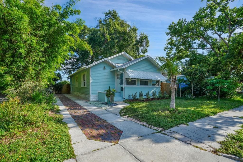 511 12TH AVENUE N ST PETERSBURG, FL 33701