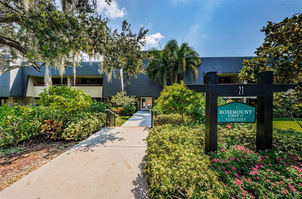 36750 US HIGHWAY 19 N UNIT 21-102