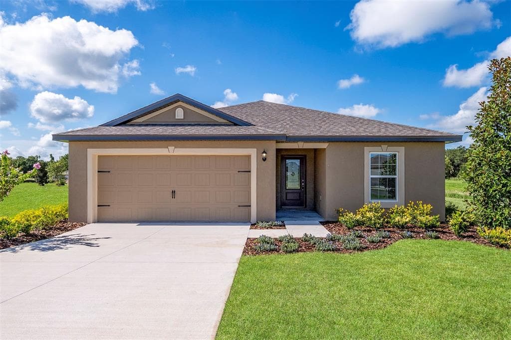 12952 DEL LAGO DRIVE ASTATULA, FL 34705