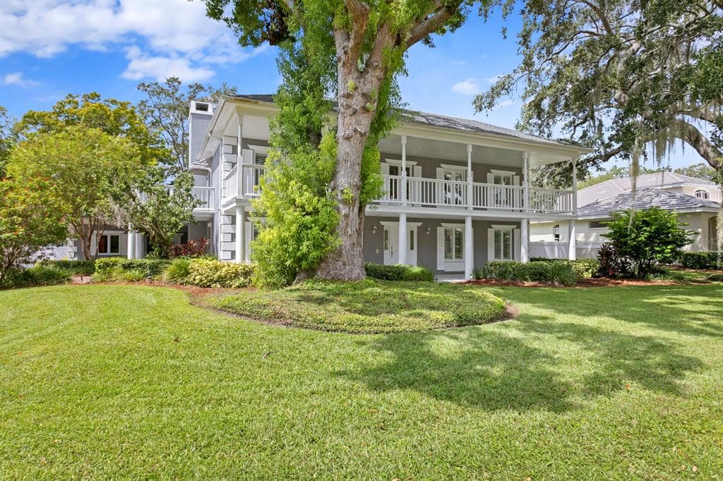 7352 HUNT CLUB LANE