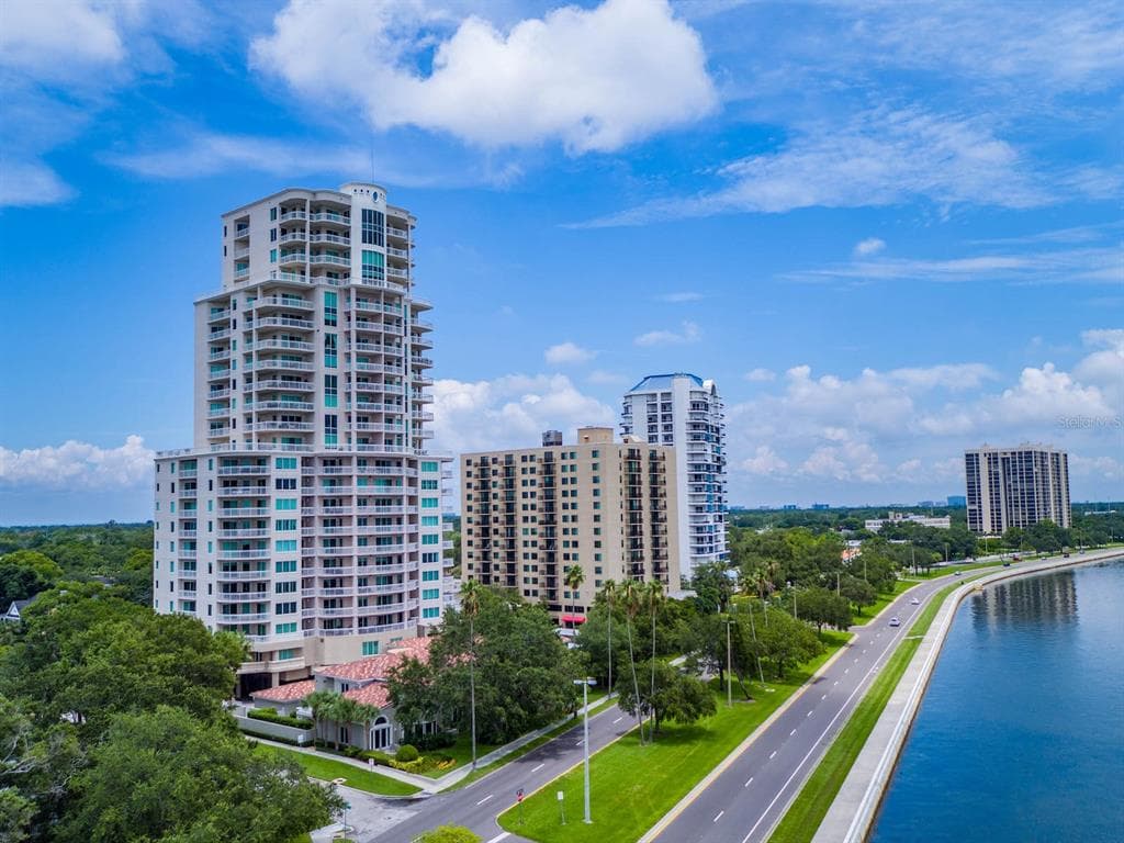 3507 BAYSHORE BOULEVARD UNIT 401 TAMPA, FL 33629