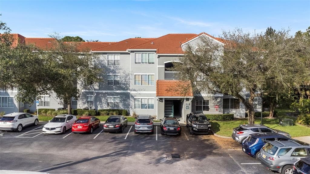 18001 RICHMOND PLACE DRIVE UNIT 337 TAMPA, FL 33647