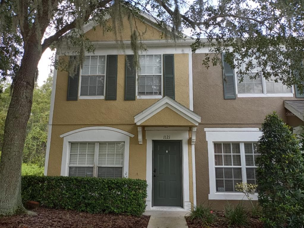 1121 KENNEWICK COURT