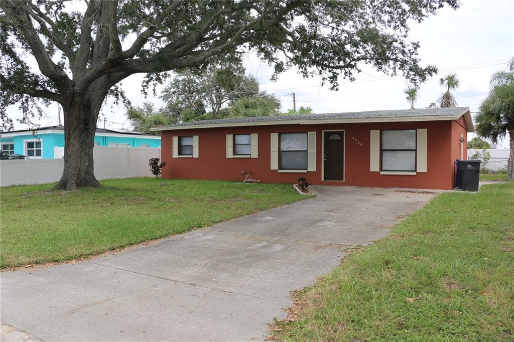 4709 ELDORADO DRIVE TAMPA, FL 33615