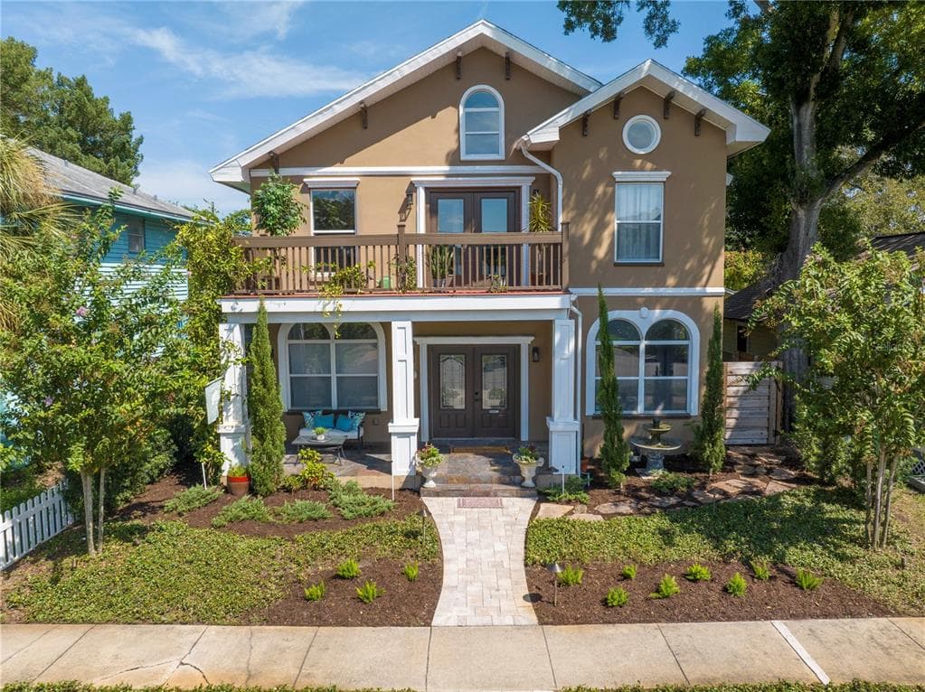 2327 4TH AVENUE N ST PETERSBURG, FL 33713