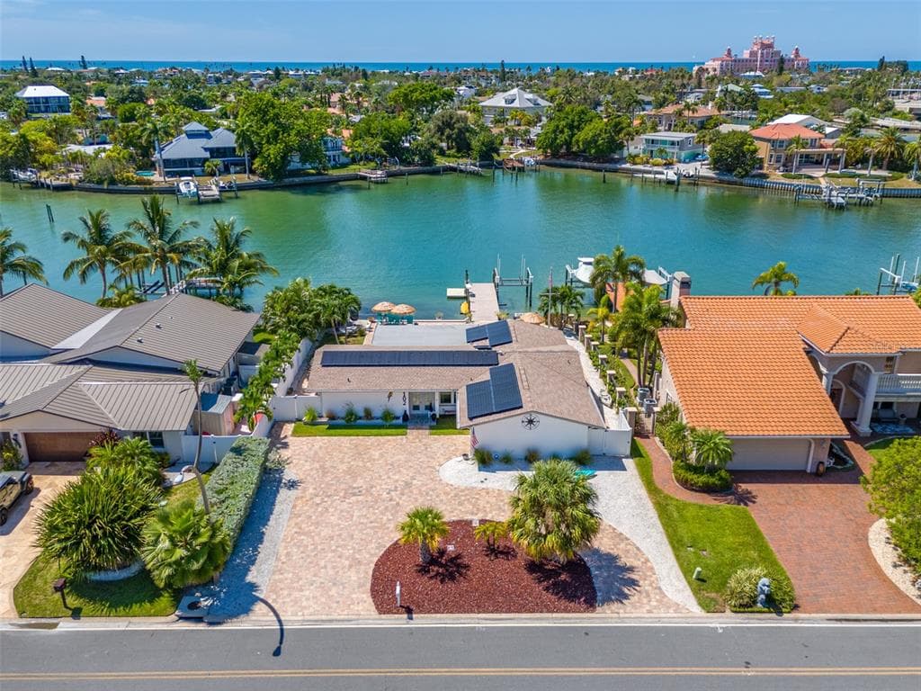 3102 W VINA DEL MAR BOULEVARD ST PETE BEACH, FL 33706