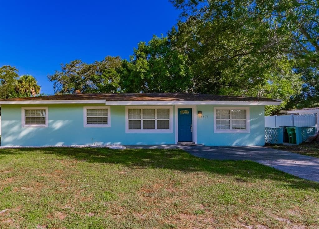 4107 W WISCONSIN AVENUE TAMPA, FL 33616