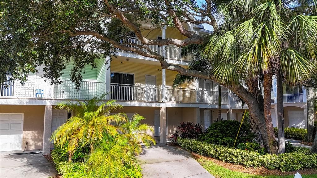 512 1ST STREET UNIT 108 INDIAN ROCKS BEACH, FL 33785