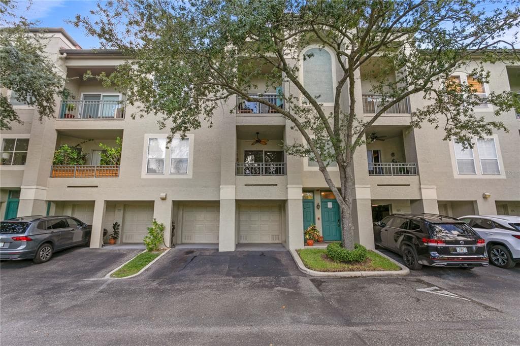 775 MAINSAIL DRIVE UNIT 775