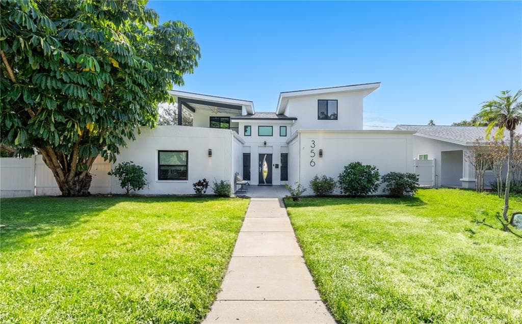 356 19TH AVENUE NE ST PETERSBURG, FL 33704