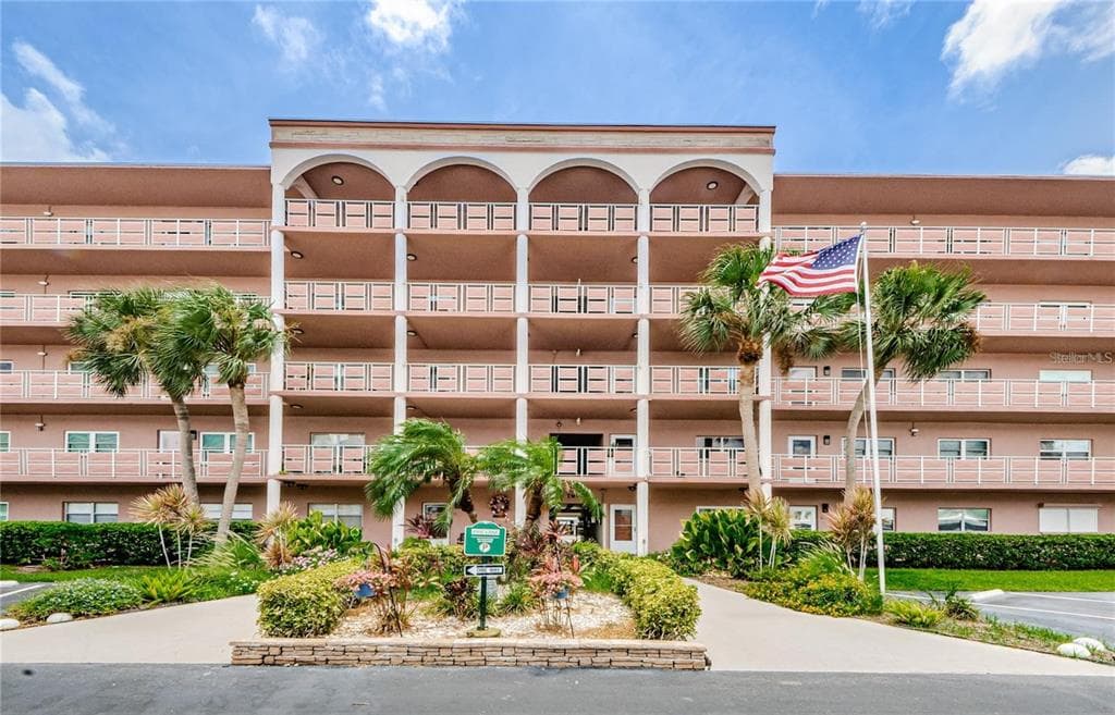 5501 80TH STREET N UNIT 307 ST PETERSBURG, FL 33709