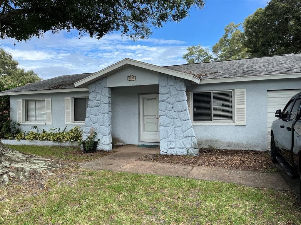 9097 107TH AVENUE N SEMINOLE, FL 33777