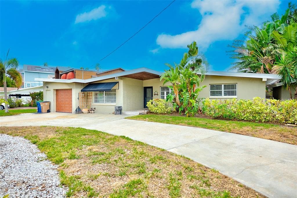 1109 BAY PINE BOULEVARD INDIAN ROCKS BEACH, FL 33785