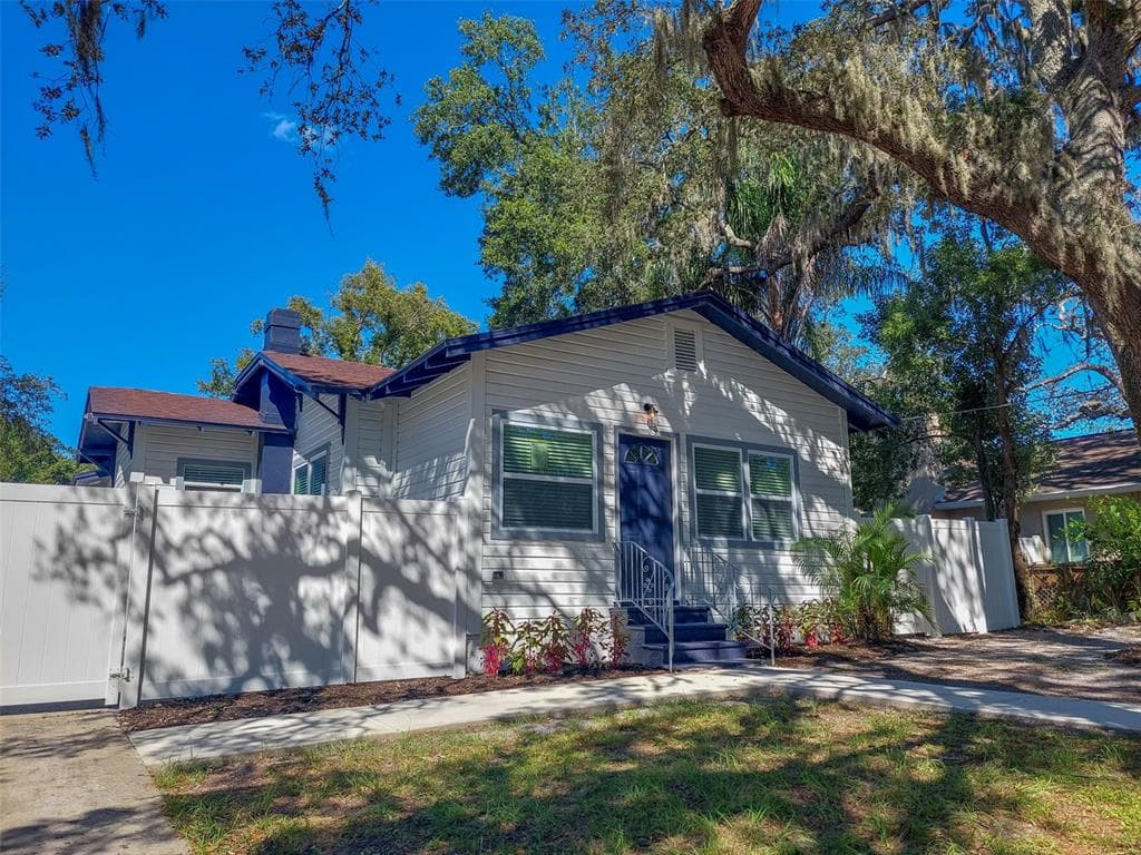 1108 E NEW ORLEANS AVENUE