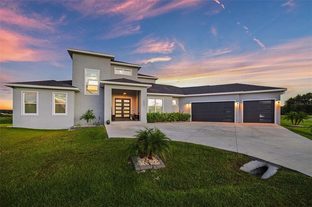 24555 HIDEOUT TRAIL LAND O LAKES, FL 34639